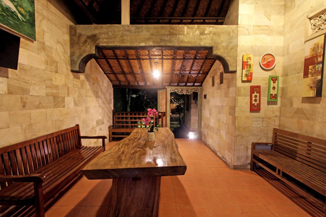 Sari House Ubud - Balinese Style Homestay Eksteriør billede